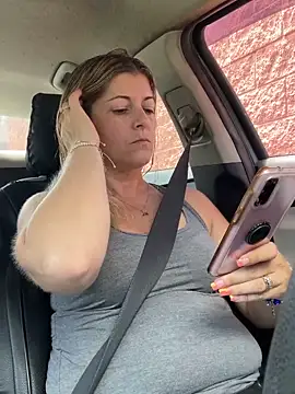 NikkiBlisss Adlı Modelin Canlı XXX Sohbeti