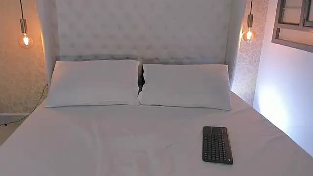 Sembang XXX Secara Langsung cherry-boomb