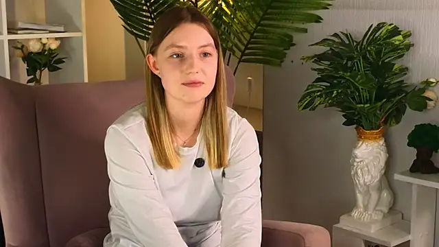 RebeccaAzim's Live XXX Chat