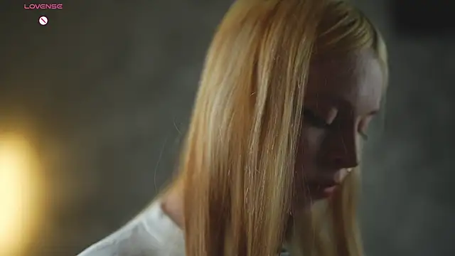 ElvenCat: вебкам-шоу