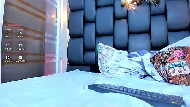 Miriam_milf webkamerás műsora