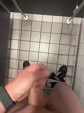 wassermann8484: διαδικτυακό σόου στην κάμερα