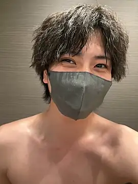 CHROME-kun925 Adlı Modelin Canlı XXX Sohbeti