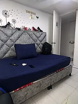 Shantey_Laurent Live XXX-chat