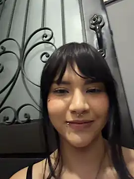 TatiLee élő XXX-chatje