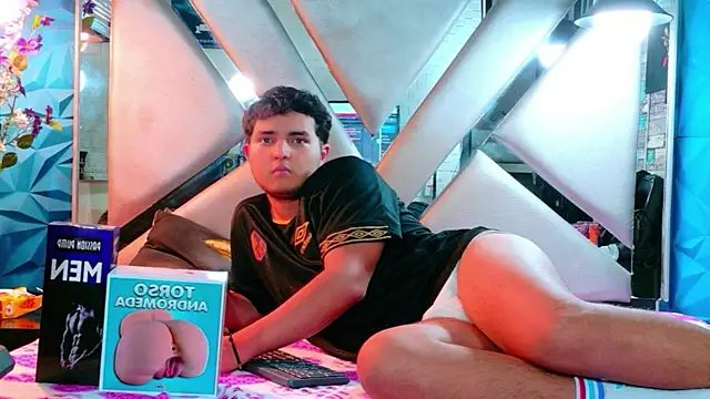 Oliver_Jamees Webcam Show