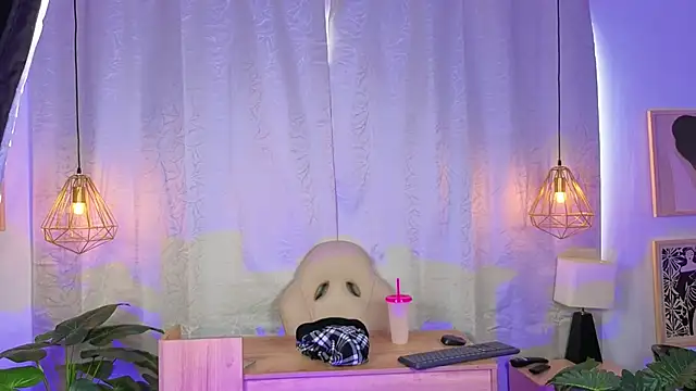 NahomiWhitte's Live XXX Chat