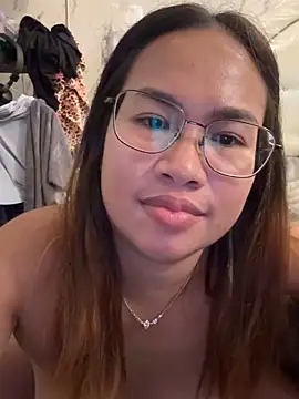 Ponthip: вебкам-шоу