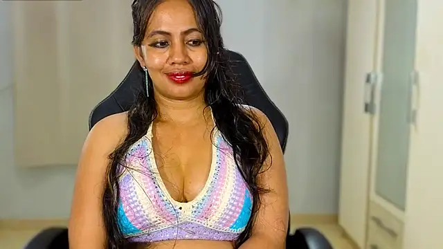 XXX chat uživo modela FannyXhot