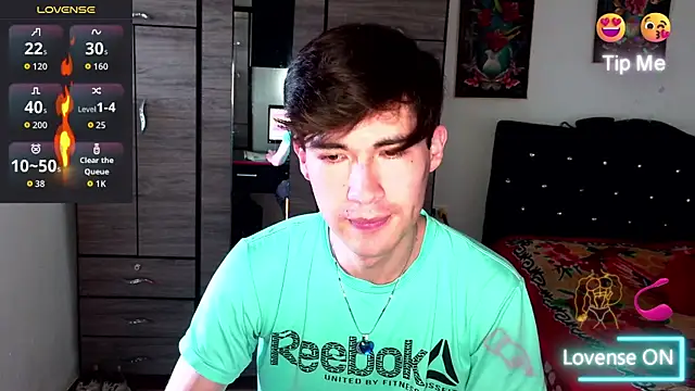 samael1107 élő XXX-chatje