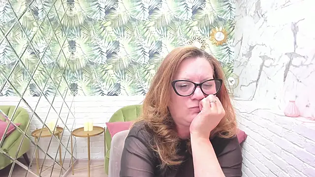 LeaPure 现场XXX聊天