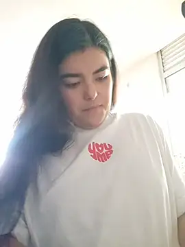 Leeyla_blade élő XXX-chatje