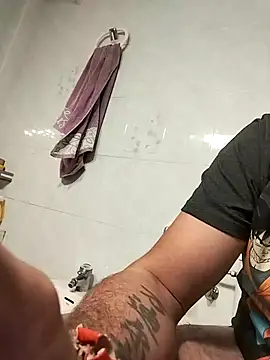 Show modela juandi21cm na web-kameri