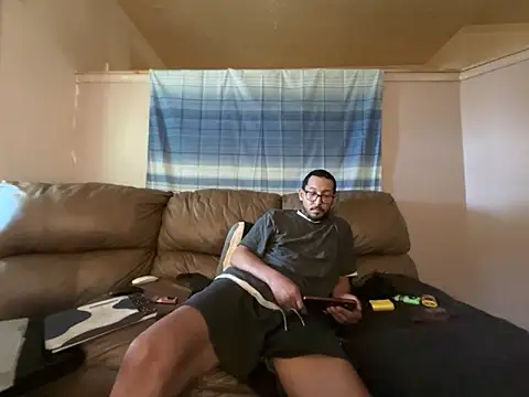 ThrowedWorldWide: απευθείας συνομιλία ΧΧΧ