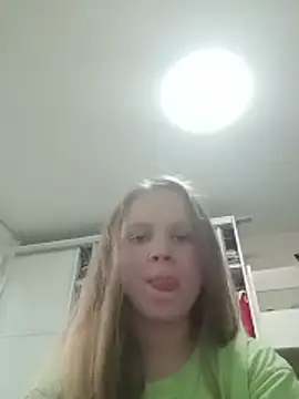 -BeverlyHills- 即時 XXX 聊天