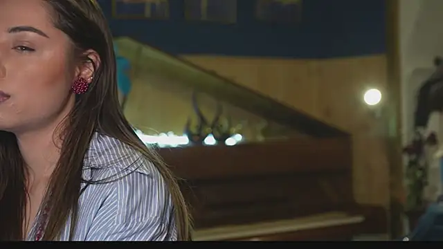 XXX chat uživo modela VanessaDoyle