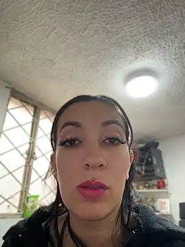 Živý XXX chat SALOME_KORLAND