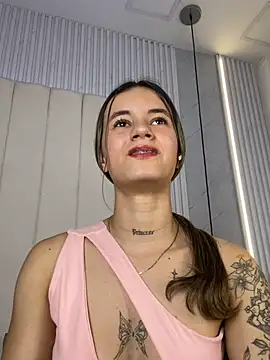 แชท XXX สดของ JuliaColemann