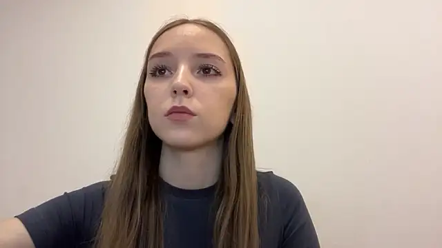 Chat +18 de TanjaBrounson ao vivo