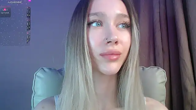 Des_ch's Live XXX Chat