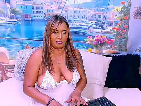 indiansparkle Adlı Modelin Canlı XXX Sohbeti