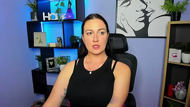 FUN_AMI Adlı Modelin Canlı XXX Sohbeti