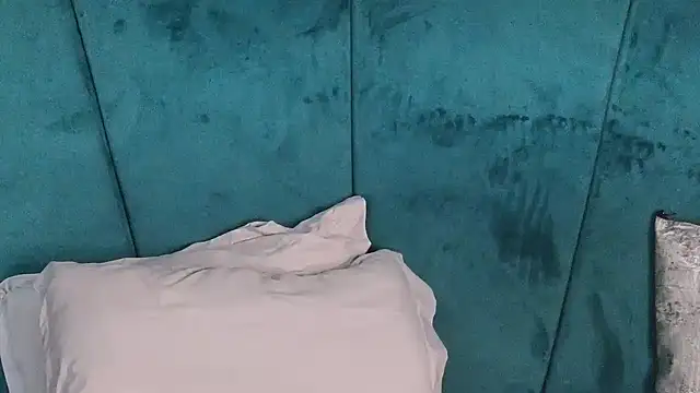 Aaron_Eze Adlı Modelin Canlı XXX Sohbeti