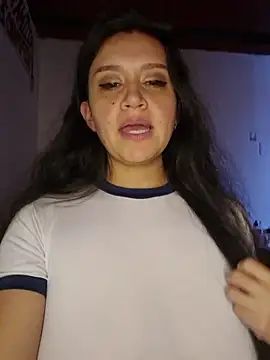 lombarlana-89's Live XXX Chat