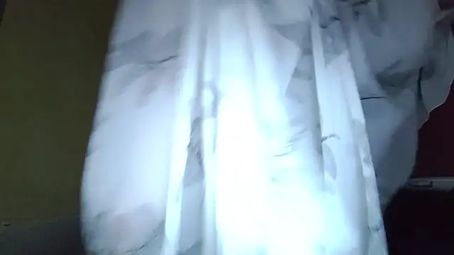 Jamais877 Adlı Modelin Web Kamerası Şovu