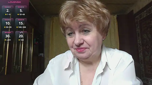 Casey_peach Webcam-Show