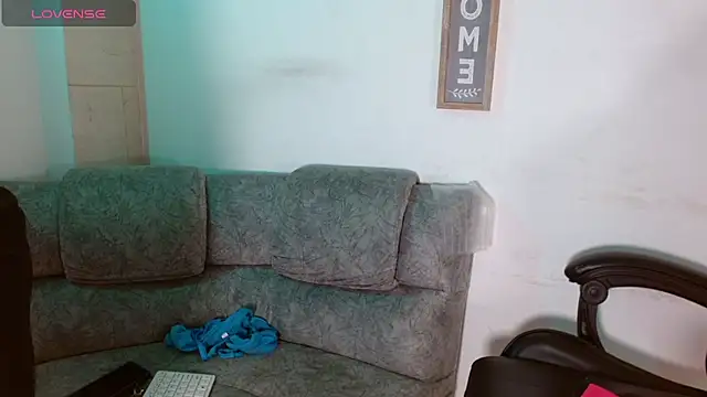 cami_angel69 Adlı Modelin Canlı XXX Sohbeti