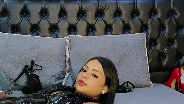 LindaFrancoo's Live XXX Chat