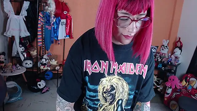 MissMiia2's Live XXX Chat