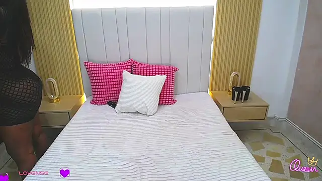 Chat +18 de WildScarlet ao vivo