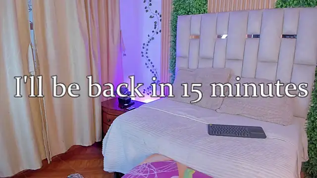 XXX chat uživo modela Jade_Nmm