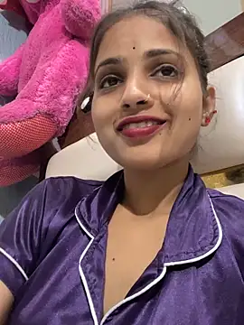 Naina11100 live XXX chat