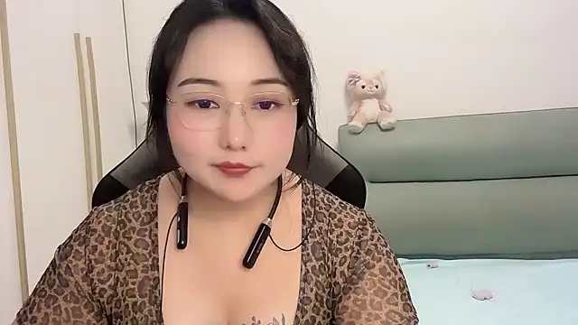 แชท XXX สดของ Susu-36E