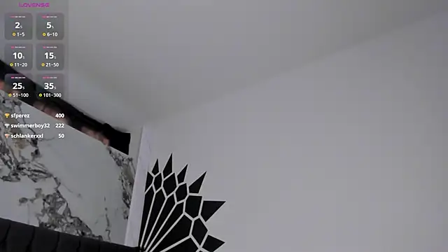 NicoKinggs_'s Live XXX Chat