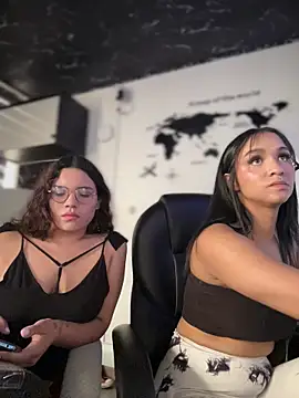 Dakotaa_ls live XXX chat