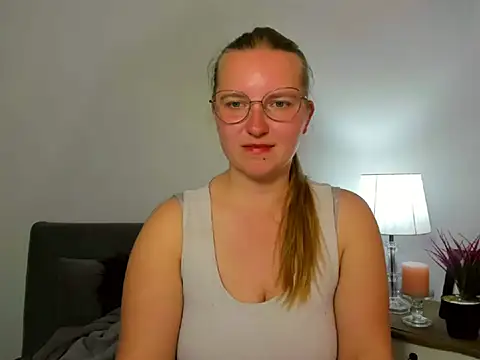 Pokazy przed kamerką – RoseTeacherX