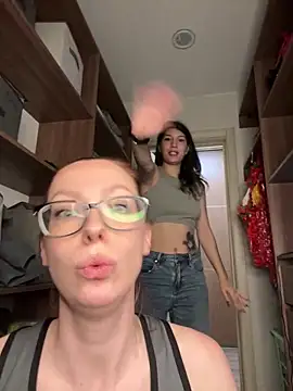 RussianGirls_ Live XXX Chat