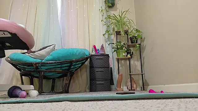 Emihaze live XXX chat