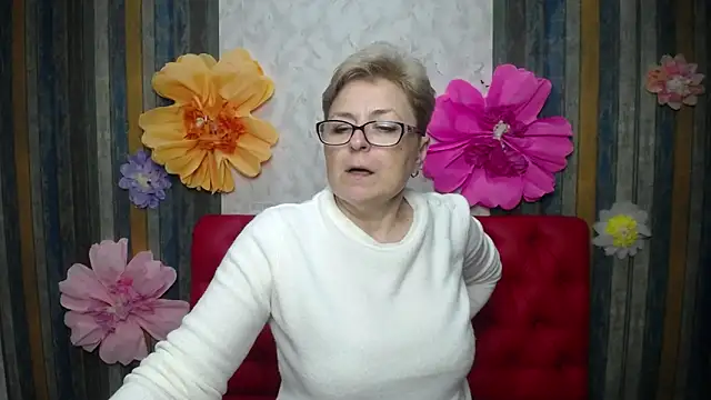 EmiliaGree লাইভ XXX চ্যাট