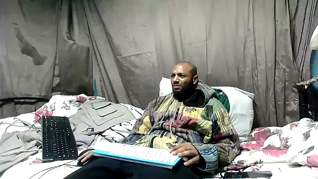 Chat +18 de Camodick ao vivo