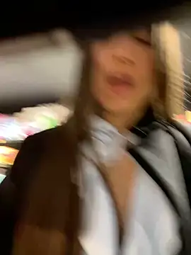 Онлайн чат XXX ICrazyOneIRL