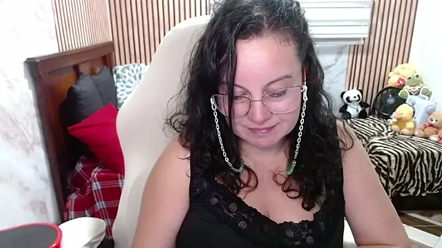 Sonialorens_ Chat XXX in diretta