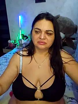 -CUTE-EVVIL- webkamerás műsora