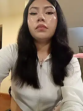 Emiily__Evans 라이브 XXX 채팅