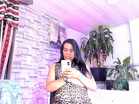 BeautyCatalella1 Webcam Show