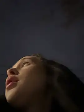 Flora_Rayのウェブカメラショー